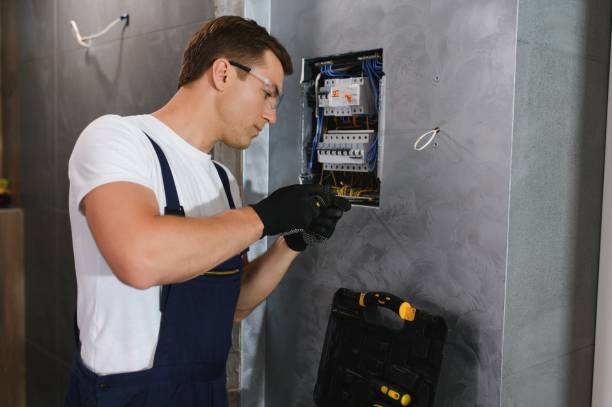 Best 24-Hour Electrician  in Mahtomedi, MN