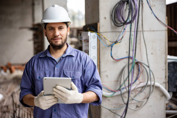 Best Affordable Electrician  in Mahtomedi, MN